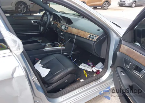 2014 Mercedes-Benz E 350 4Matic z USA, uszkodzony, nr VIN WDDHF8JB2EA786648